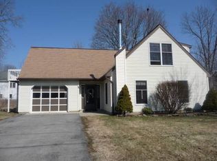 23 W State St, Glens Falls, NY 12801