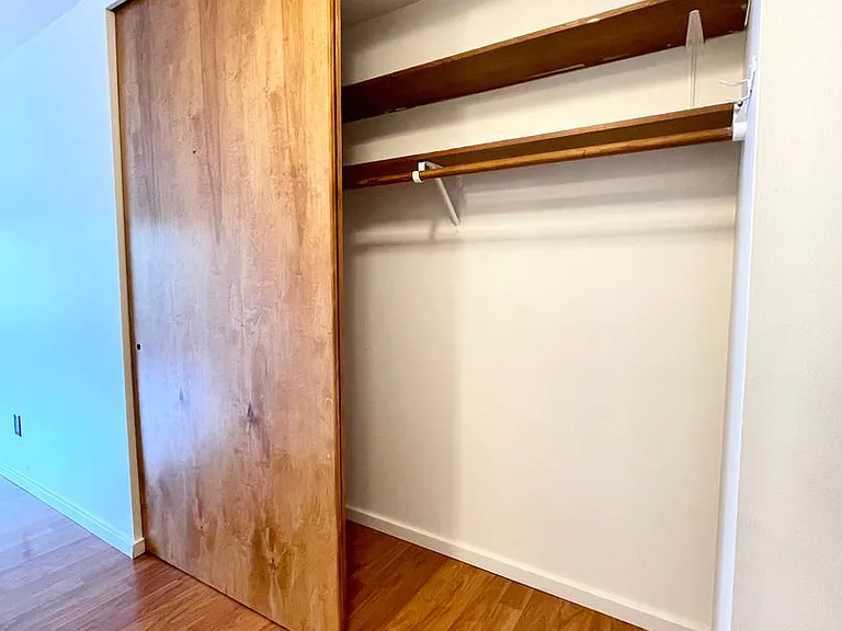 Escolier Apartments — Photo 67