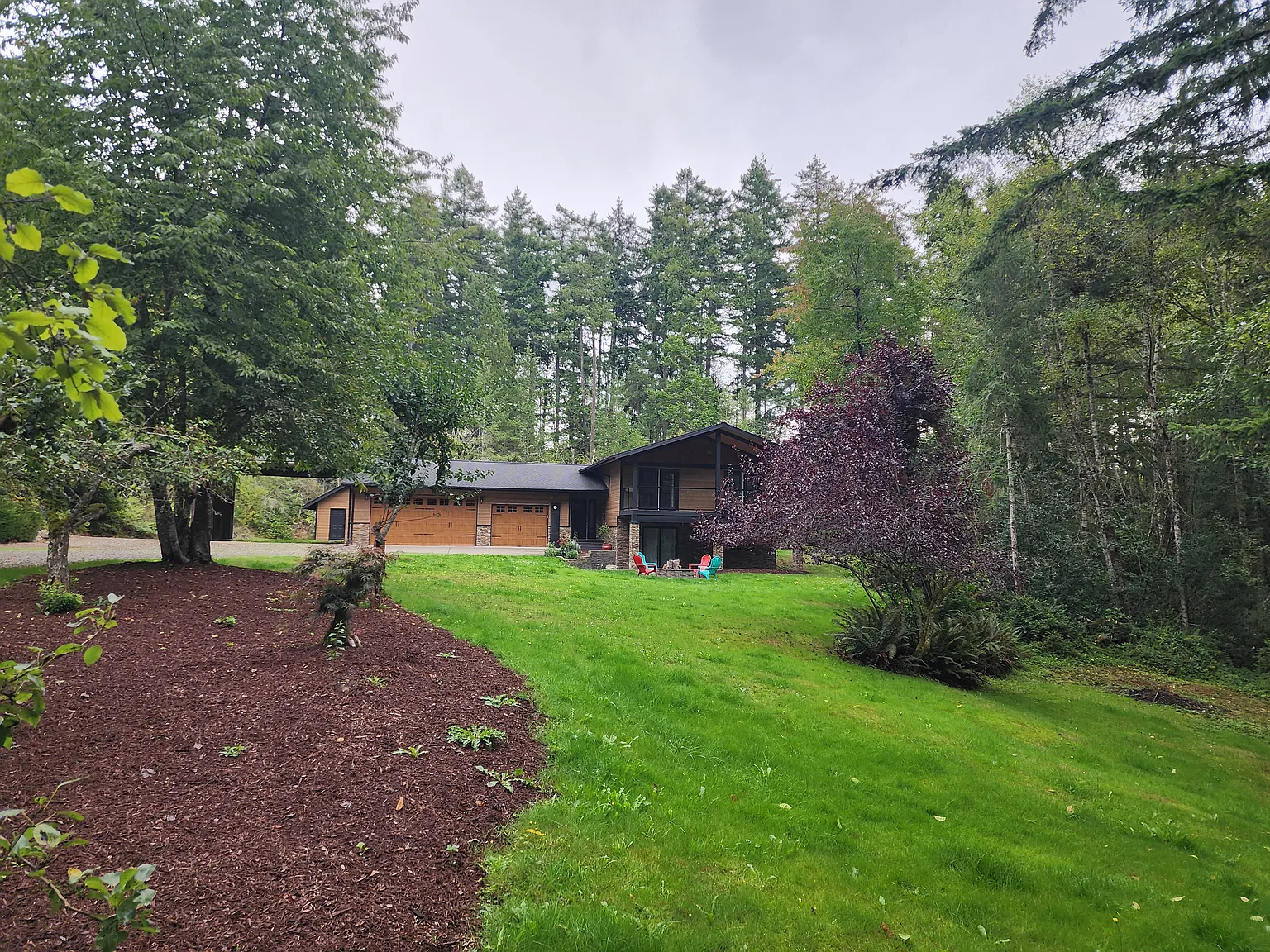 3 bed, 1960 sqft, $3,800 — Photo 3