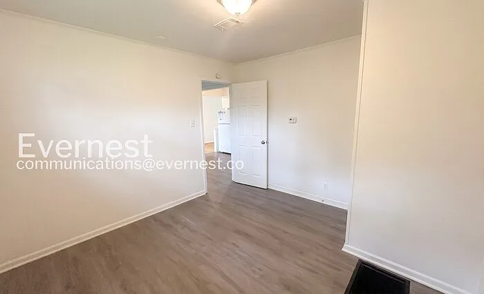 153 Carol Dr — Photo 8