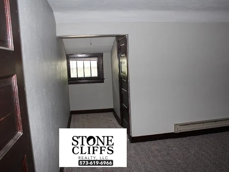 1607 W Main St — Photo 21