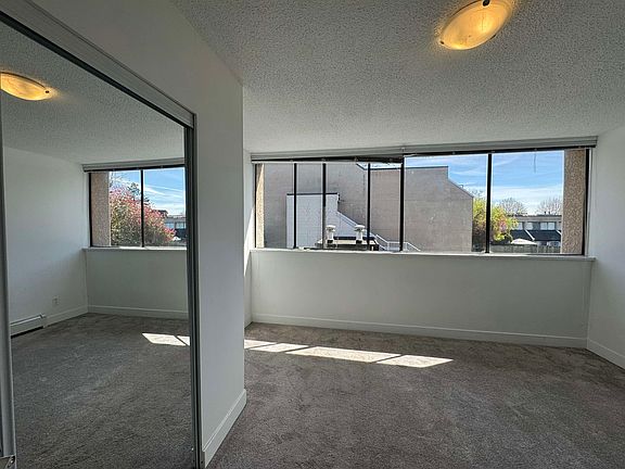 3rd image of 17714 60th Ave #78
