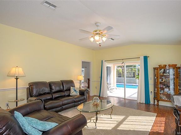 5th image of 2281 N Brentwood Cir