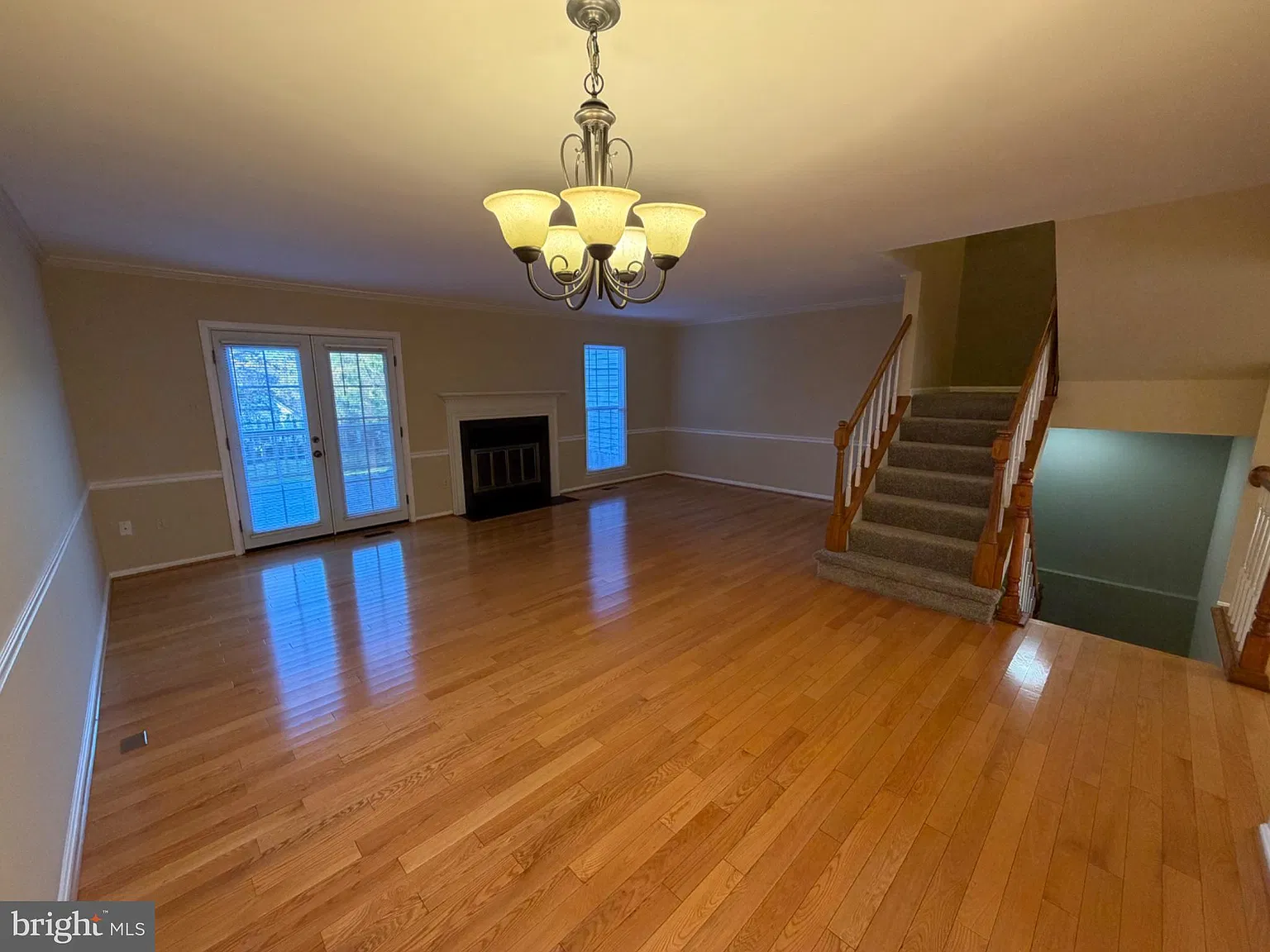 3 bed, 2.5 bath, 1914 sqft, $2,600 — Photo 4