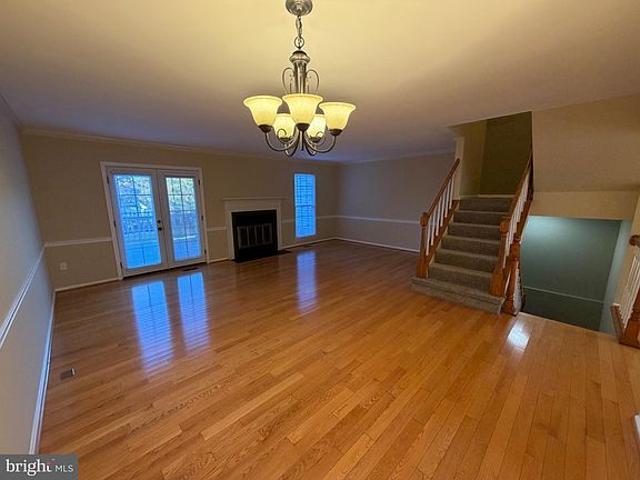 4th image of 8526 London Bridge Way