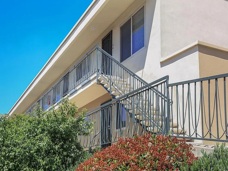 Fresno Terrace — Photo 16