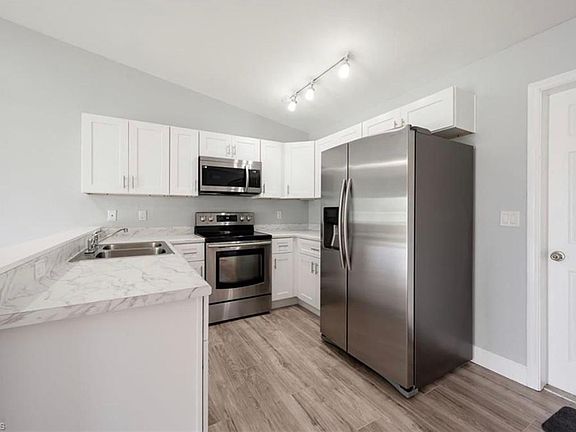 5th image of 7586 Winged Foot Dr
