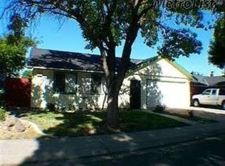 1429 Estrada Way, Modesto, CA 95355