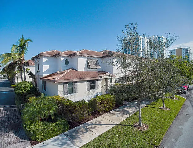 861 S Ocean Blvd — Photo 38
