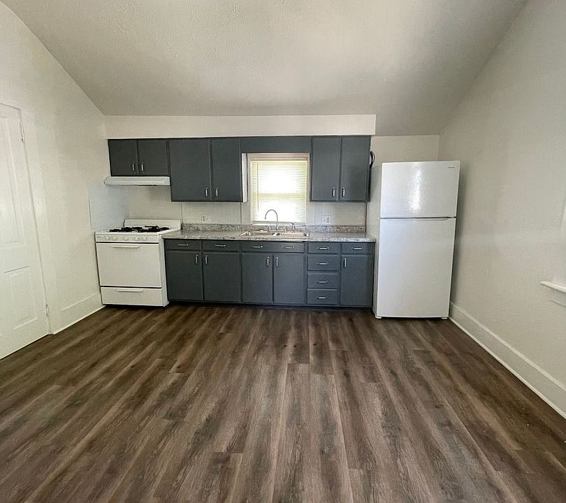 1st image of 1121 S 9th St APT 4