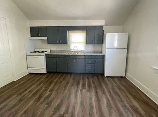 1121 S 9th St APT 4, Goshen, IN 46526