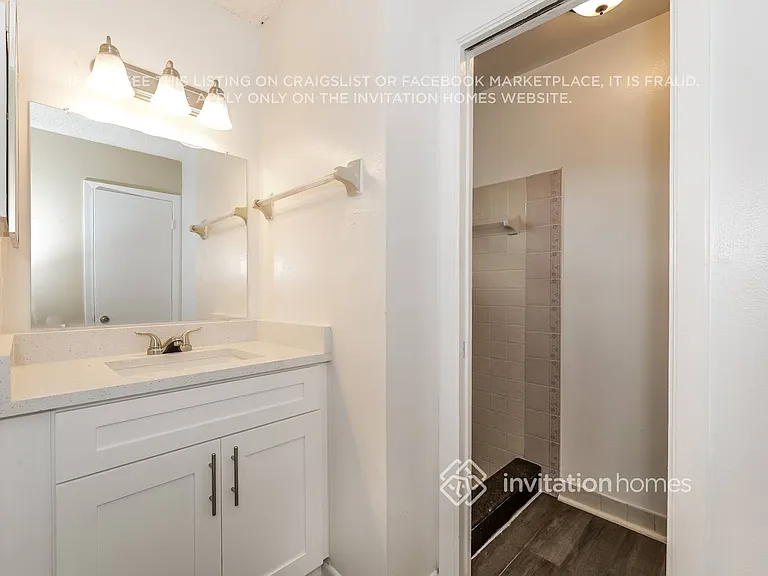 5583 Cynwyd Cir — Photo 12