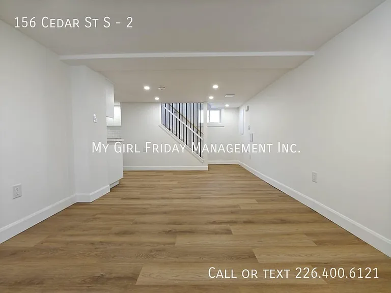 156 Cedar St S #2 — Photo 8