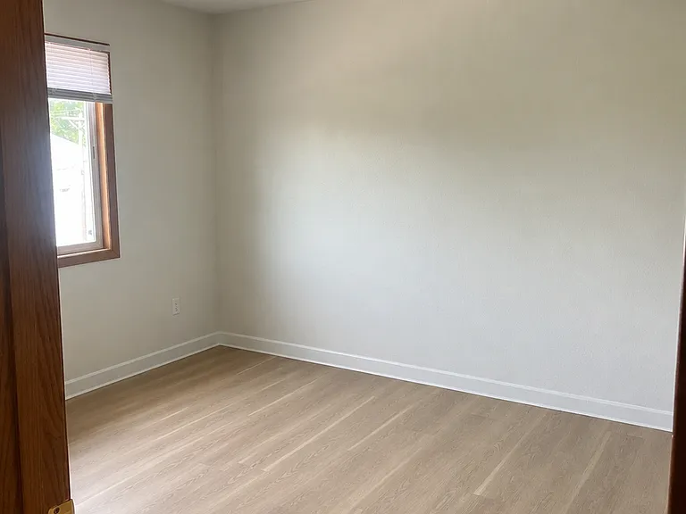 215 Jewel Dr #6 — Photo 7