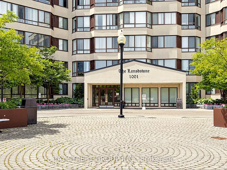 1001 Cedarglen Gate #Penthouse 720 — Photo 3