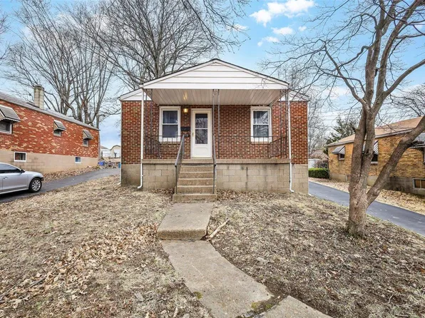 9113 Palmer Ave, Saint Louis, MO 63114