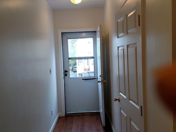 4th image of 14 S Prospect Street # Fl 1ST