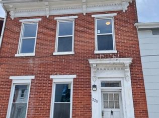 220 W College Ave FLOOR 3, York, PA 17401