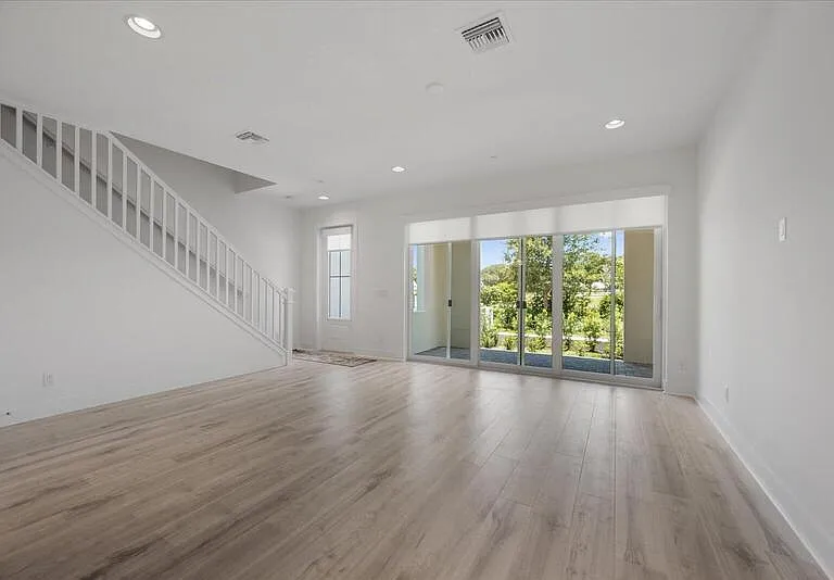 12546 Gross Pointe Dr — Photo 6