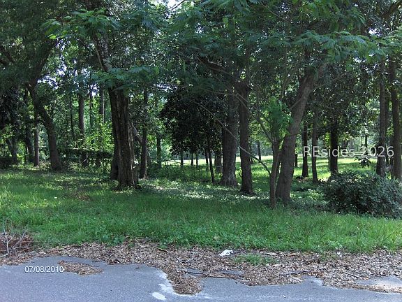 3rd image of 23 Donaldson Camp Rd