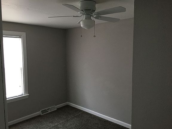 2nd image of 9423 Chester Ave
