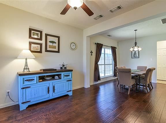 5th image of 4503 Saint Andrews Dr