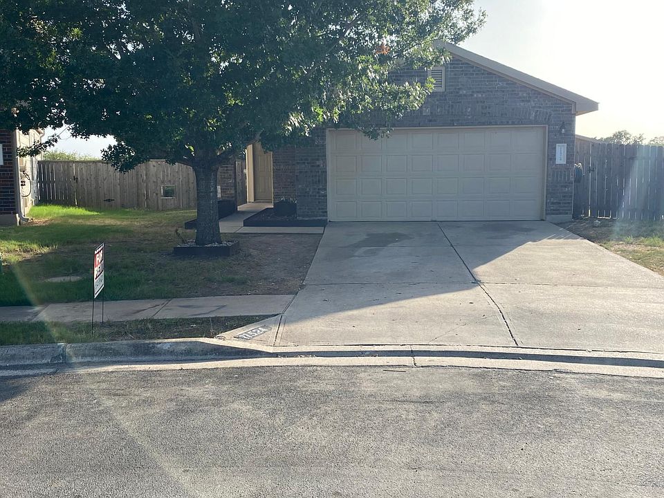 1st image of 11524 Ashbrook Dr