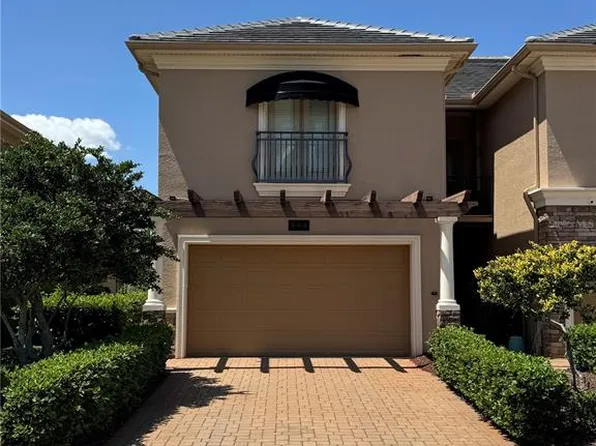 644 Saxony Blvd, Saint Petersburg, FL 33716