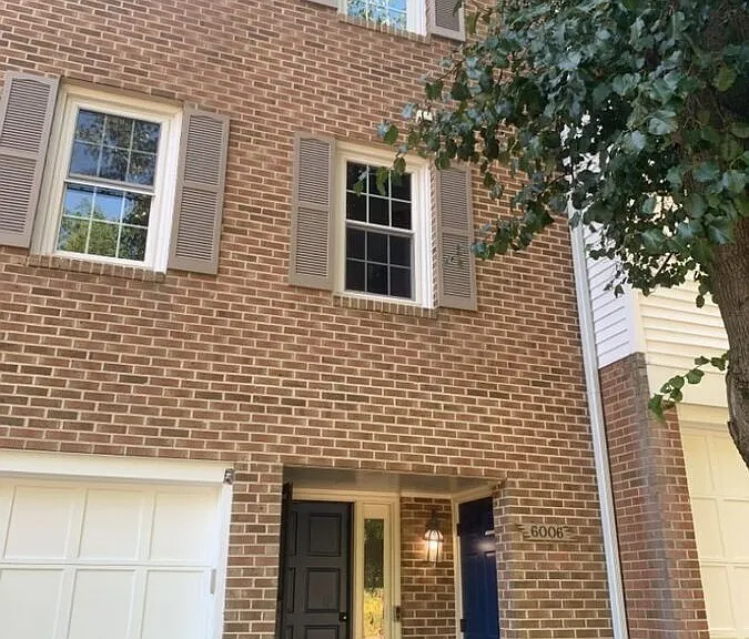 6006 Crown Royal Cir — Photo 1