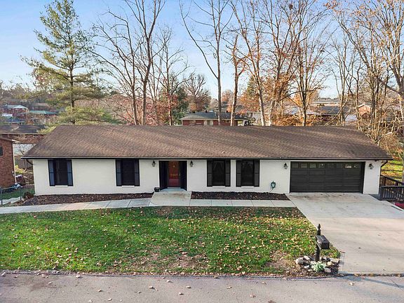 2nd image of 3447 Thompson Dr