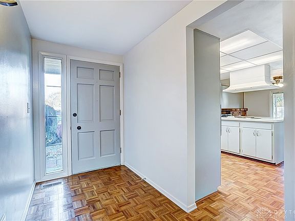 3rd image of 5500 Rockdell Ct