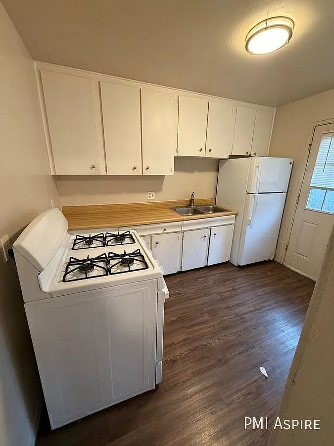 1 Bedroom 1 Bathroom Apartment in Denver — Photo 1