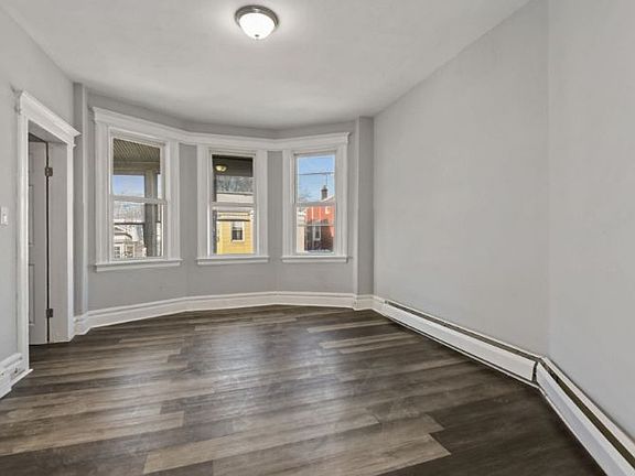 4th image of 34 Norwood St #1-2-3