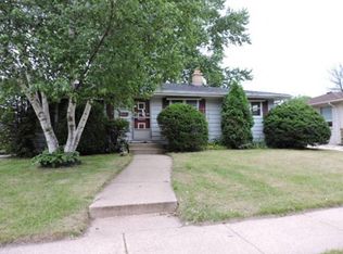 8531 32nd Ave, Kenosha, WI 53142