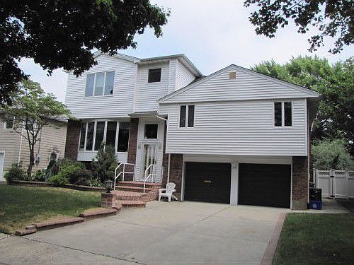3rd image of 395 Bunker Dr