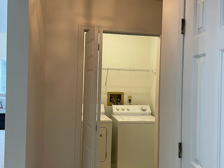 7318 Vic Ct — Photo 9