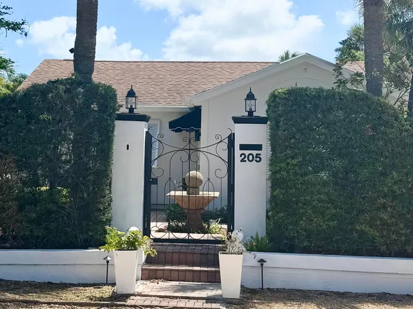205 N 18th Ave Avenue N, Lake Worth Beach, FL 33460