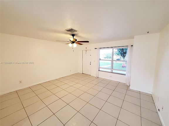 3rd image of 4715 SW 43rd Ter #4715