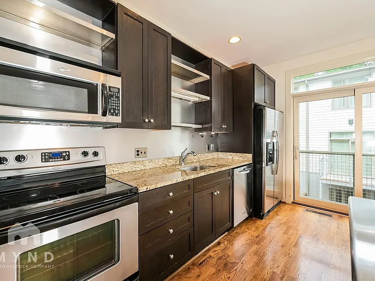 1379 Stirling Cir NW — Photo 8