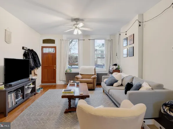 105 W Salaignac St, Philadelphia, PA 19127