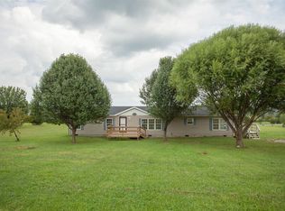897 Sunset Dr, Vine Grove, KY 40175
