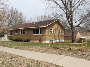 724 Broadway Ave S, Sauk Rapids, MN 56379
