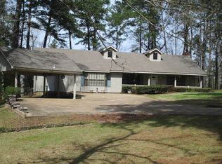 931 Stones Way Dr, Pineville, LA 71360
