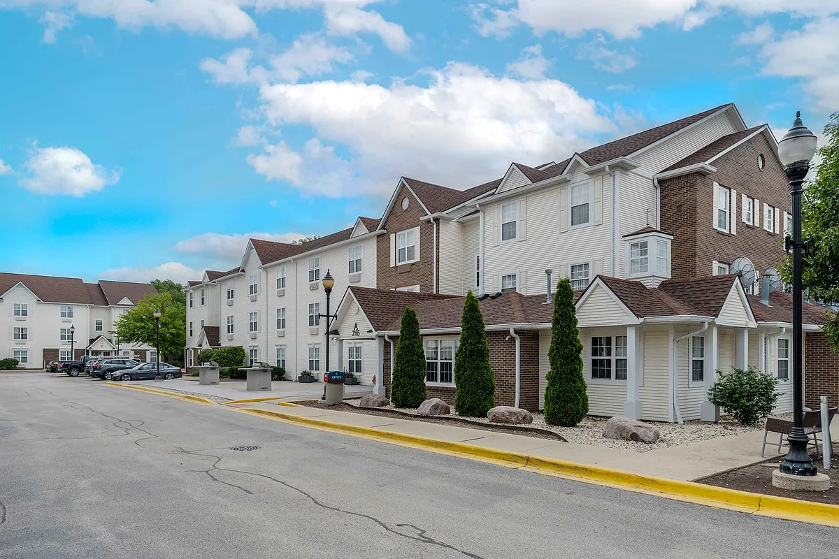 Exterior - Chicago - Elgin - West Dundee