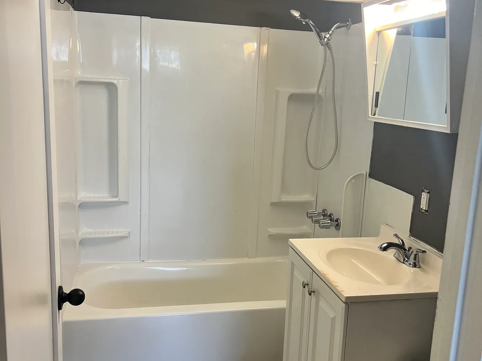 1 bed, $1,375 — Photo 2