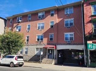 356 Palisade Ave APT 3F, Jersey City, NJ 07307