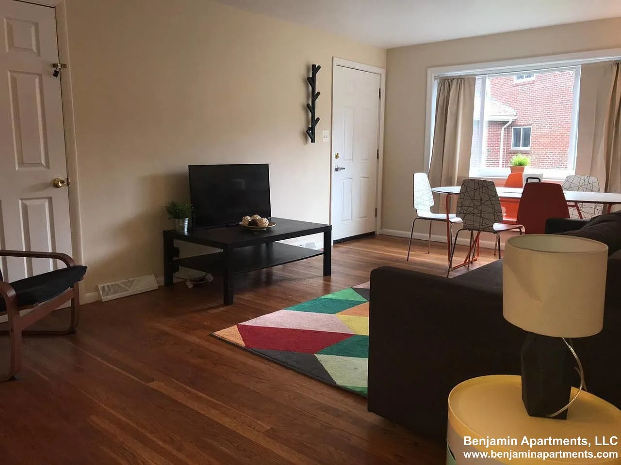 2 bed, 1.0 bath, $2,795 — Photo 2