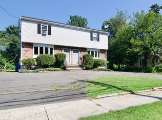 2-4 Amostown Rd, West Springfield, MA 01089