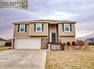 4434 Nature Ave, Manhattan, KS 66502