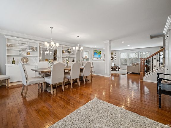 3rd image of 1711 Ivy Ln